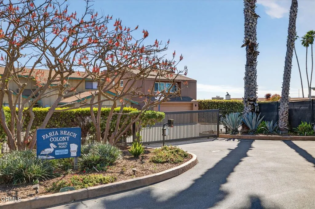 86-web-or-mls-UpmarketMedia-4229Far-266
