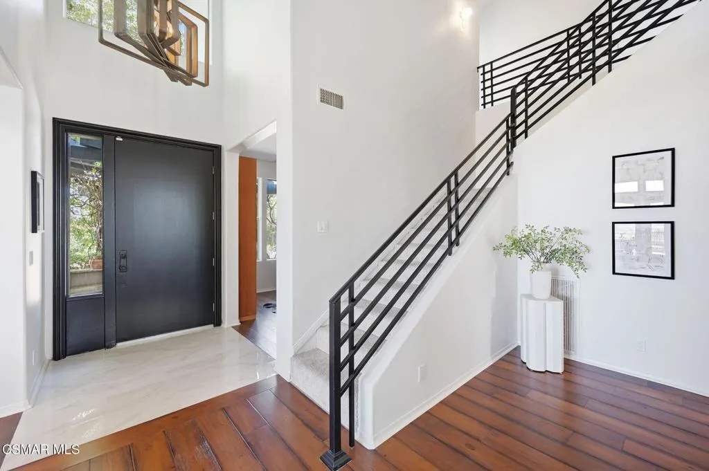 26-web-or-mls-419_Helga_Ct_27