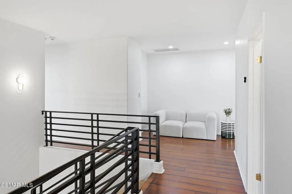 51-web-or-mls-419_Helga_Ct_50