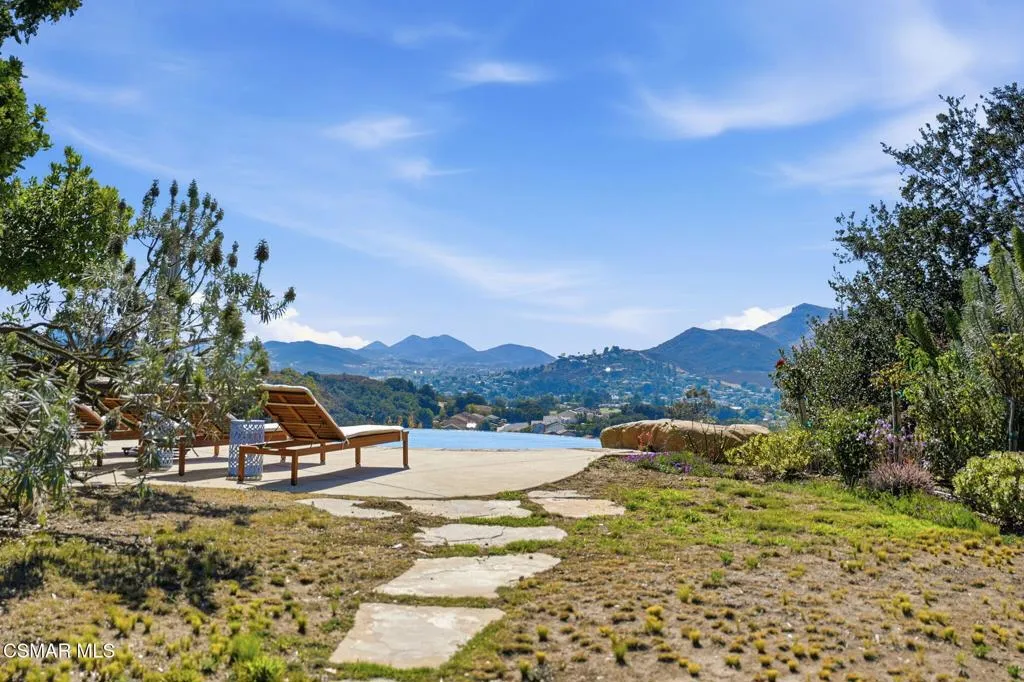 6-web-or-mls-419_Helga_Ct_06
