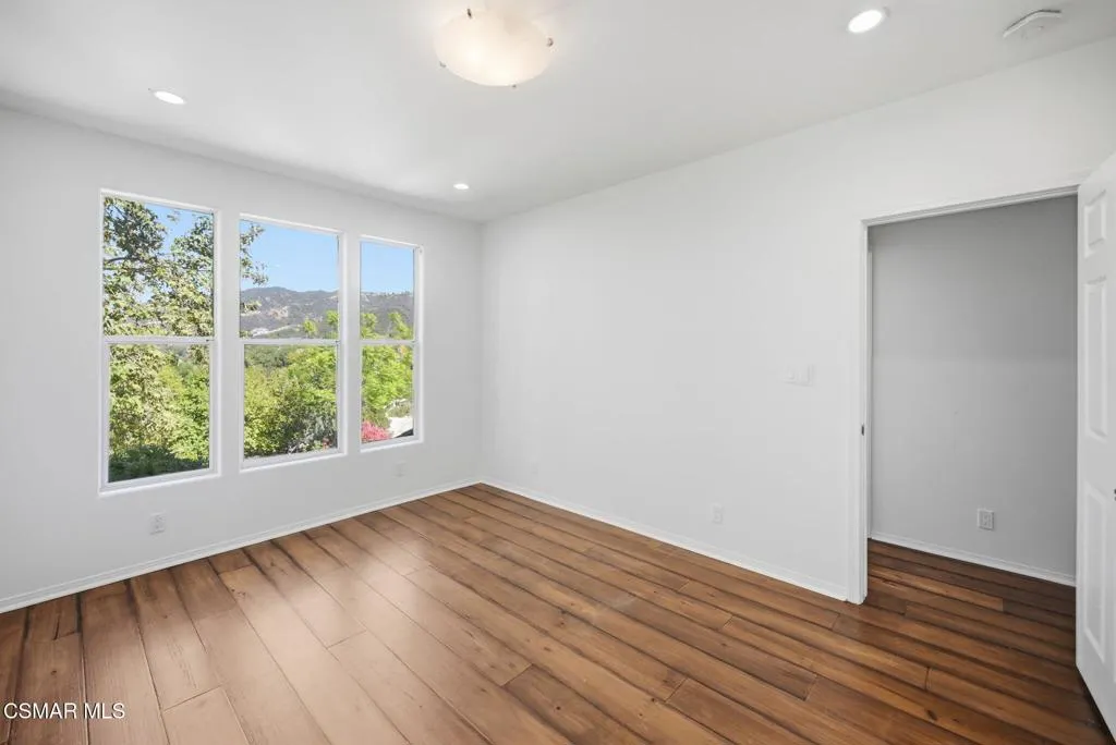 38-web-or-mls-419_Helga_Ct_39