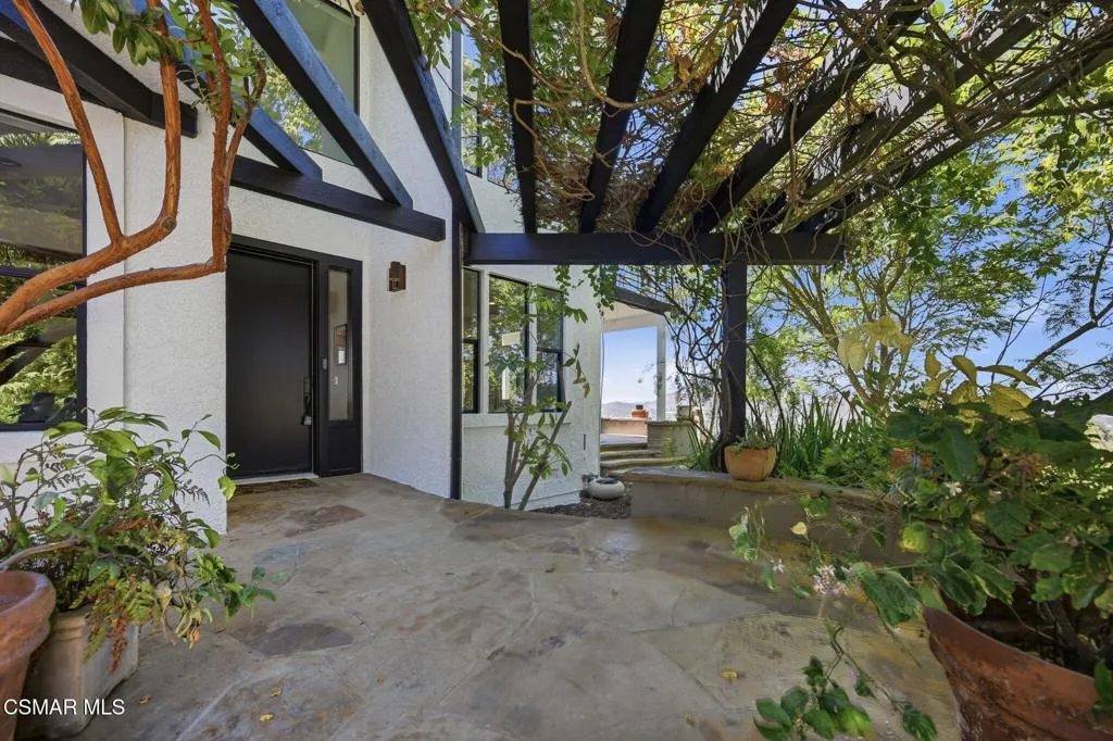 19-web-or-mls-419_Helga_Ct_19