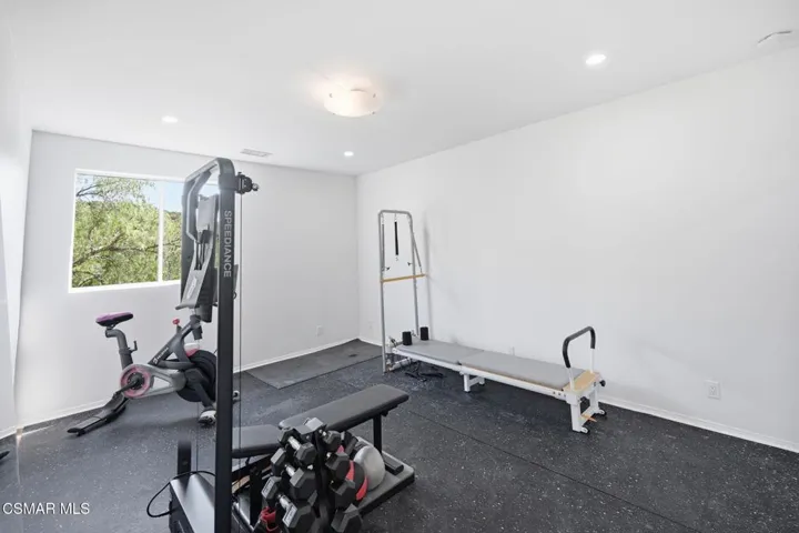 39-web-or-mls-419_Helga_Ct_40