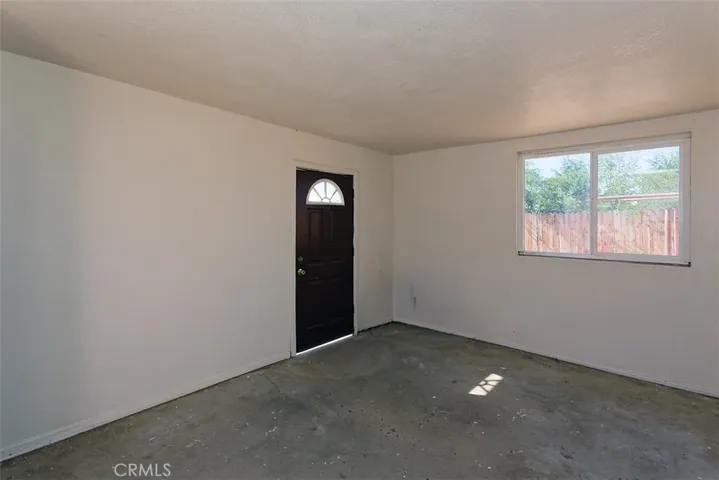 Interior laundryroom/workshop