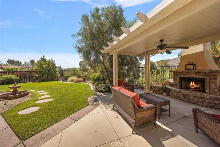3152 Vista Terrace, Riverside, California 92503