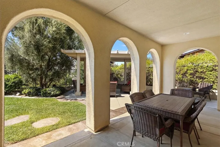 3152 Vista Terrace, Riverside, California 92503