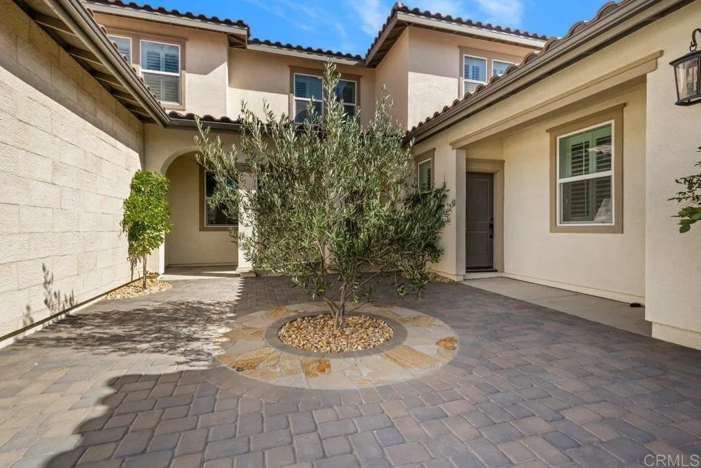 Casita Separate Entry Door