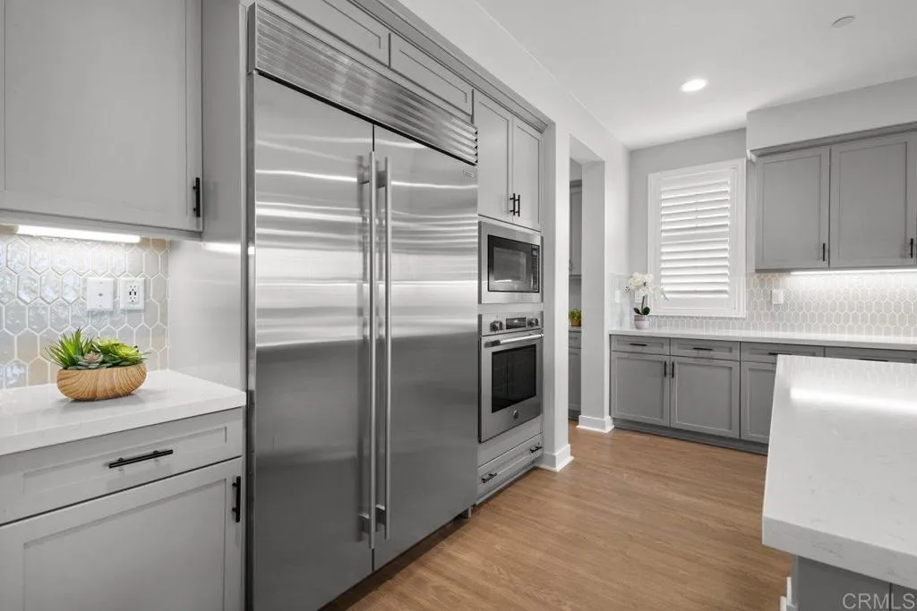 Sub Zero Refrigerator