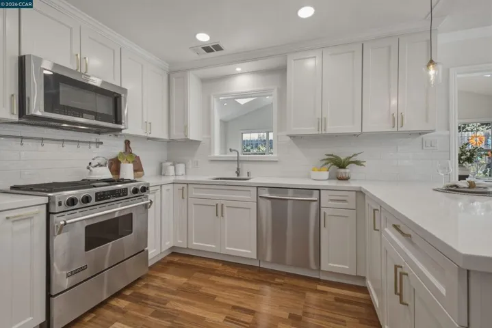 1355 Washington Blvd, Concord, California 94521-4001