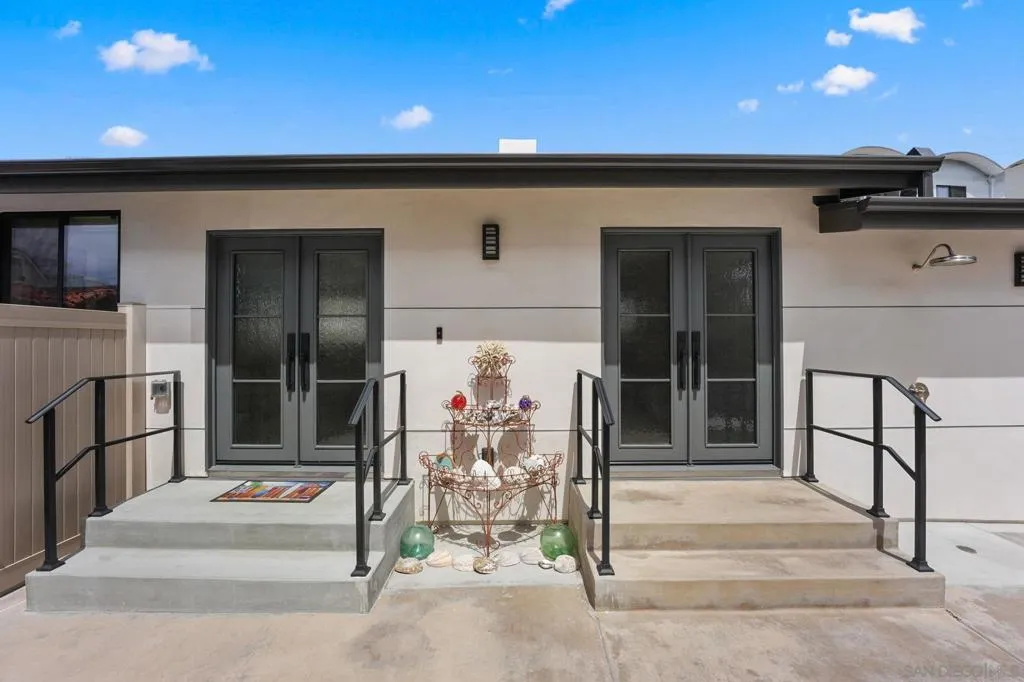 838 Portsmouth Court, San Diego, California 92109 — photo 4