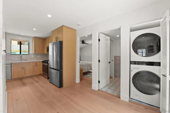 838 Portsmouth Court, San Diego, California 92109