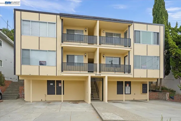 25684 Spring Dr, Hayward, California 94542