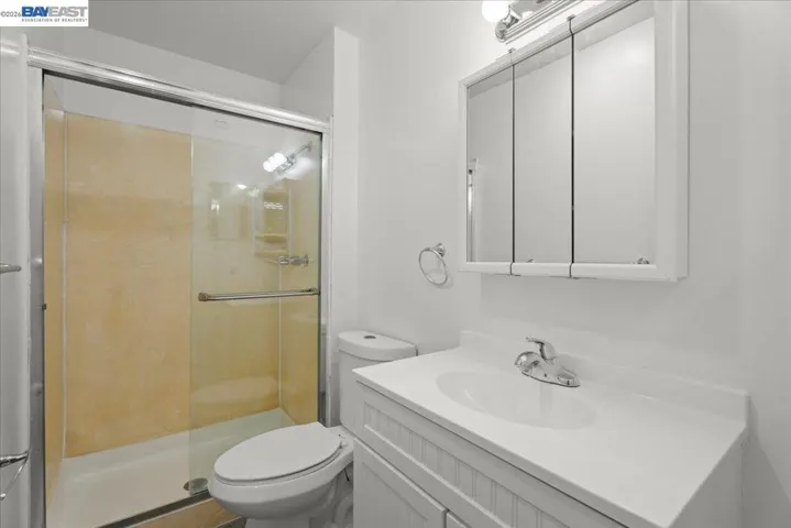 25684 Spring Dr, Hayward, California 94542