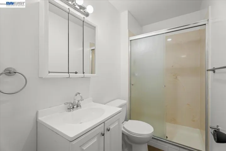 25684 Spring Dr, Hayward, California 94542