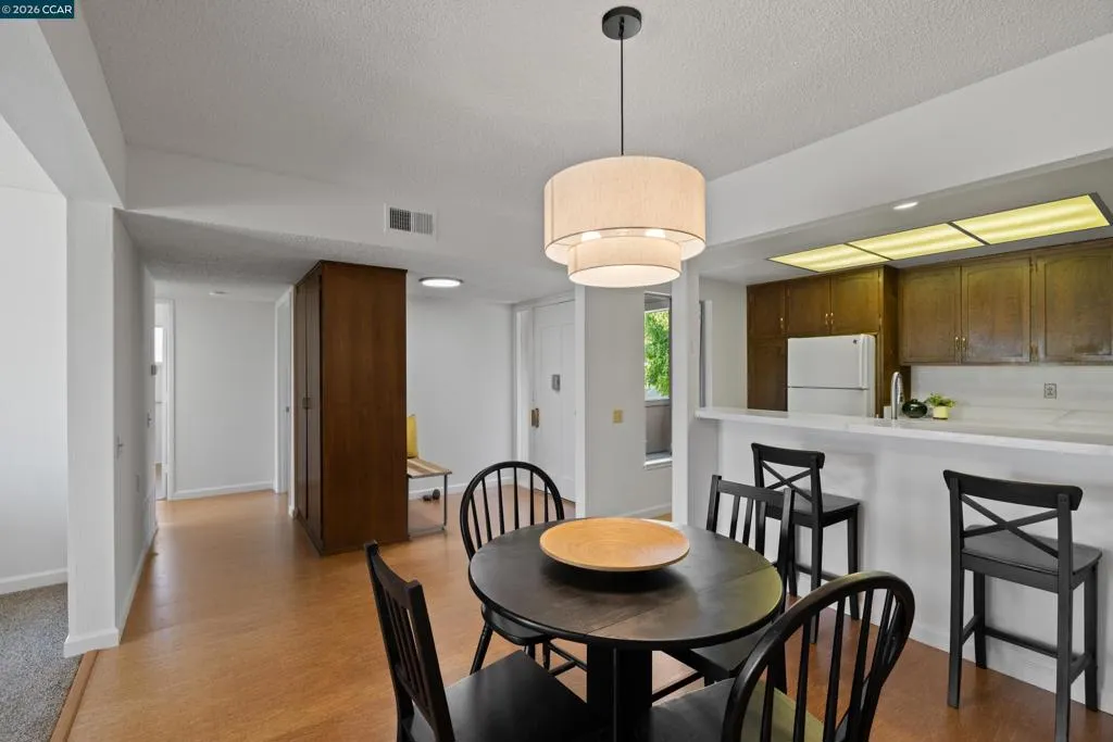 1348 Rockledge Lane 7, Walnut Creek, California 94595-2812 — photo 4