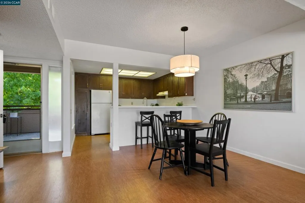 1348 Rockledge Lane 7, Walnut Creek, California 94595-2812 — photo 5