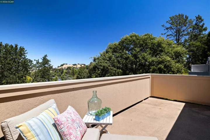 Peaceful Private Balcony