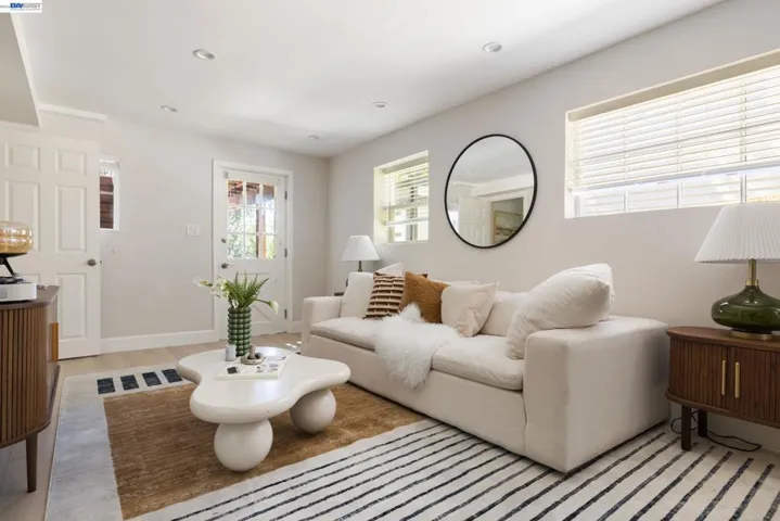 3954 Forest Hill Ave, Oakland, California 94602