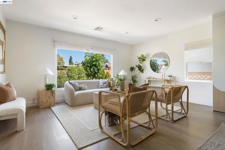 3954 Forest Hill Ave, Oakland, California 94602