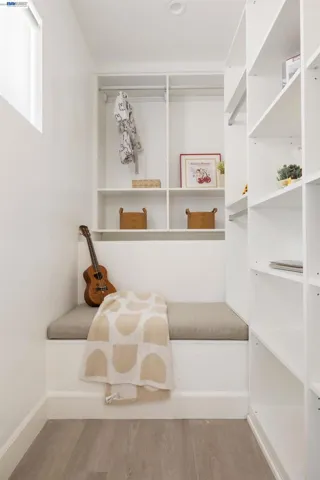 3954 Forest Hill Ave, Oakland, California 94602