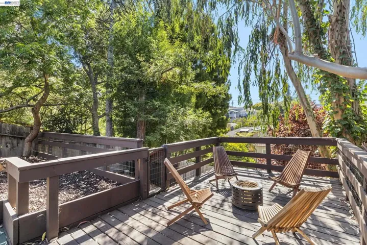 3954 Forest Hill Ave, Oakland, California 94602