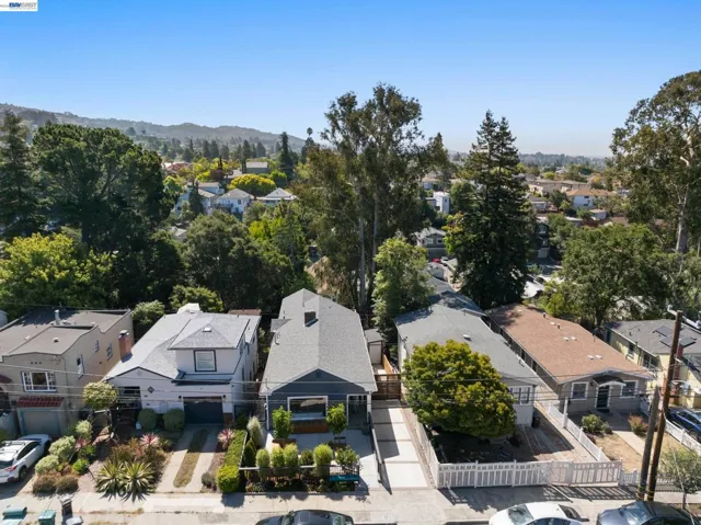 3954 Forest Hill Ave, Oakland, California 94602