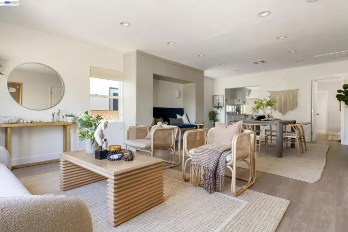 3954 Forest Hill Ave, Oakland, California 94602