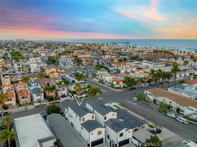 307 14th Street, Huntington Beach, California 92648