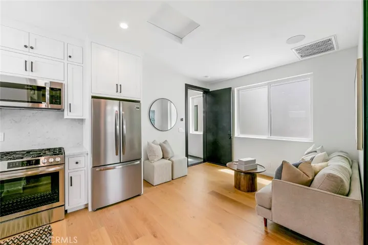 ADU Living & Kitchen