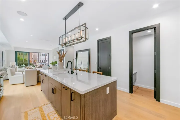 307 14th Street, Huntington Beach, California 92648