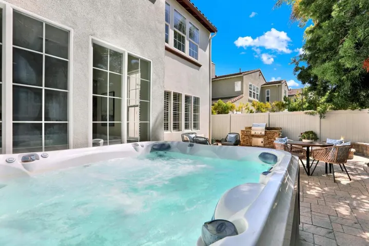7455 Capstan, Carlsbad, California 92011