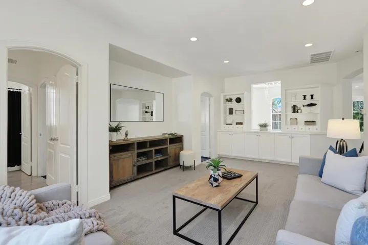 7455 Capstan, Carlsbad, California 92011