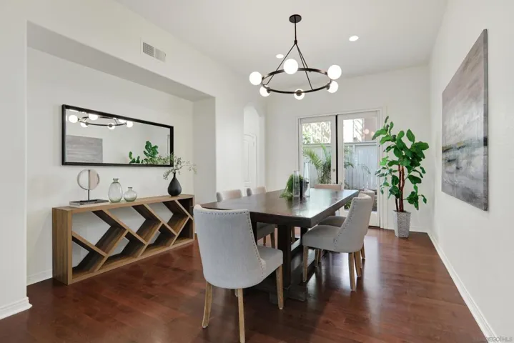 7455 Capstan, Carlsbad, California 92011