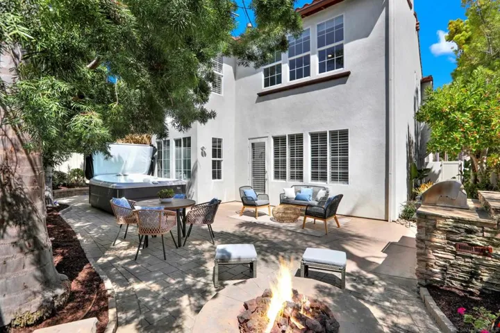 7455 Capstan, Carlsbad, California 92011