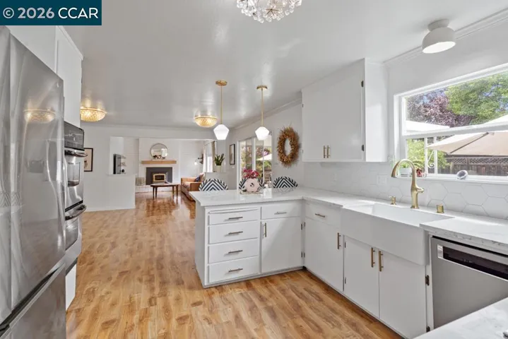 6657 Waverly Rd, Martinez, California 94553