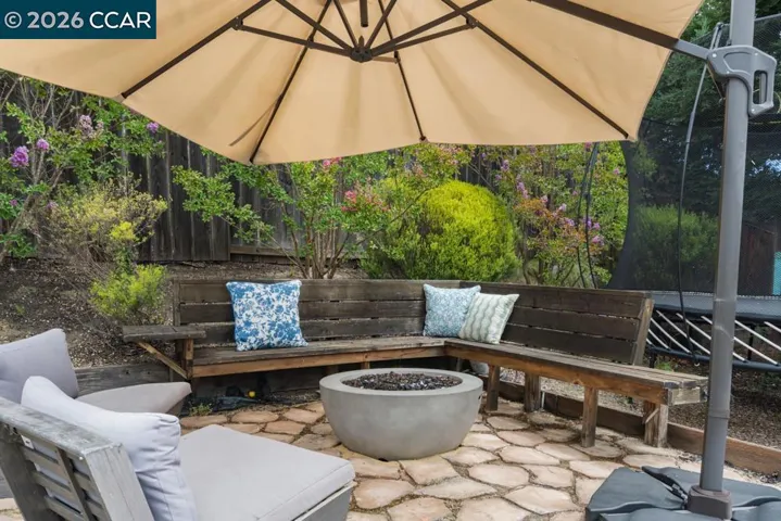 6657 Waverly Rd, Martinez, California 94553