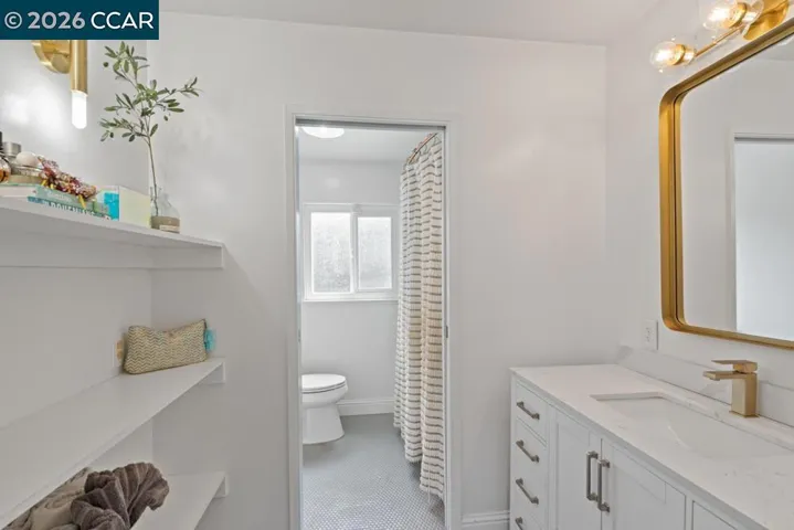 6657 Waverly Rd, Martinez, California 94553