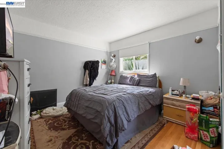 22071 Montgomery St, Hayward, California 94541