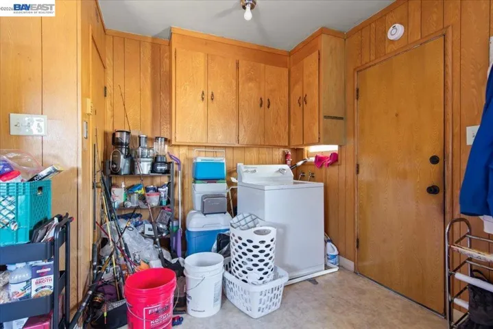 22071 Montgomery St, Hayward, California 94541