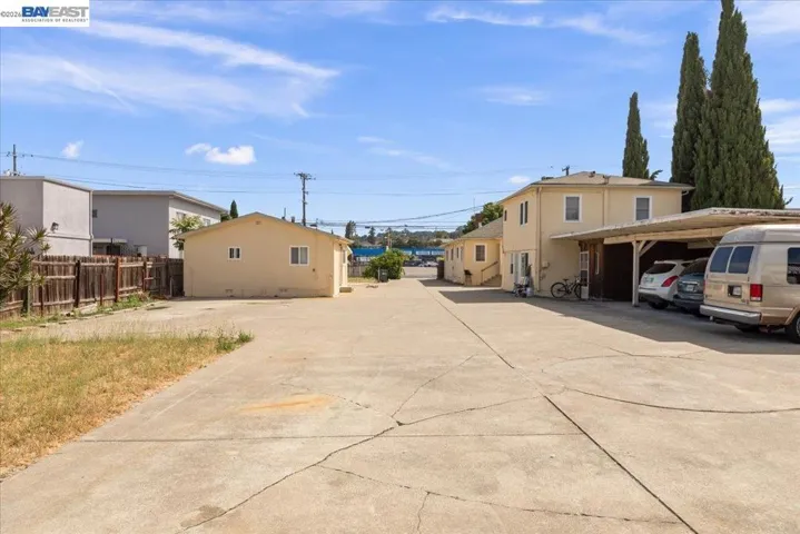 22071 Montgomery St, Hayward, California 94541