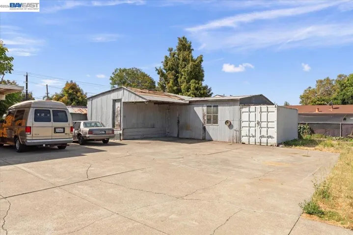 22071 Montgomery St, Hayward, California 94541