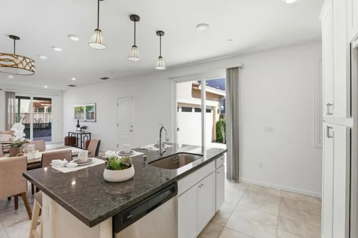 1860 Thyme Court, Gilroy, California 95020
