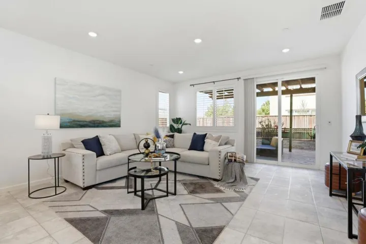 1860 Thyme Court, Gilroy, California 95020