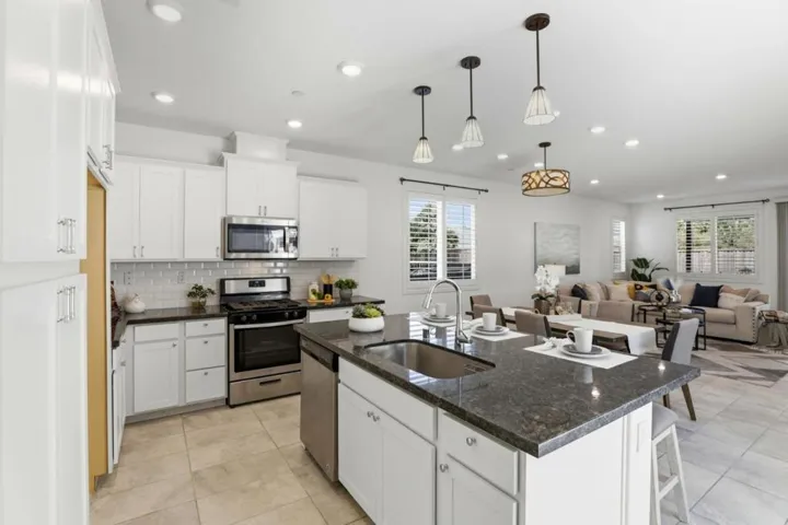 1860 Thyme Court, Gilroy, California 95020