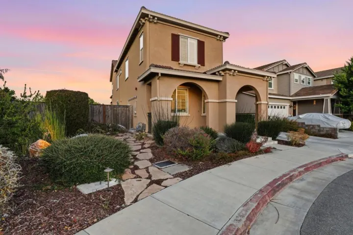 1860 Thyme Court, Gilroy, California 95020