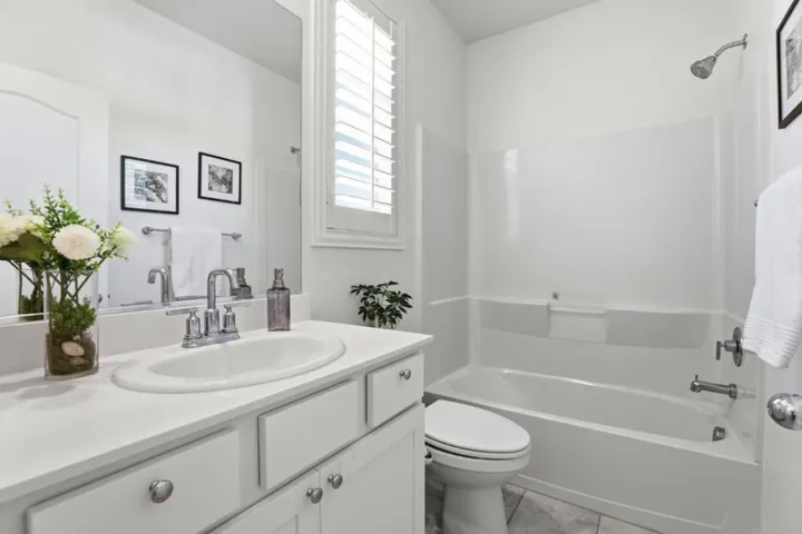 1860 Thyme Court, Gilroy, California 95020
