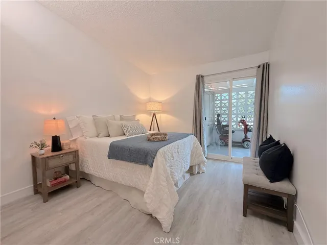1842 Thunderbird Drive 1d, Seal Beach, California 90740