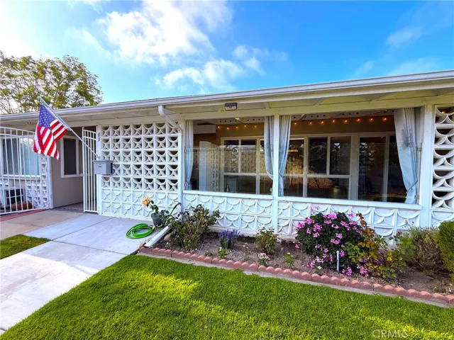 1842 Thunderbird Drive 1d, Seal Beach, California 90740