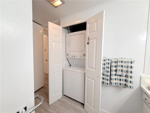 1842 Thunderbird Drive 1d, Seal Beach, California 90740