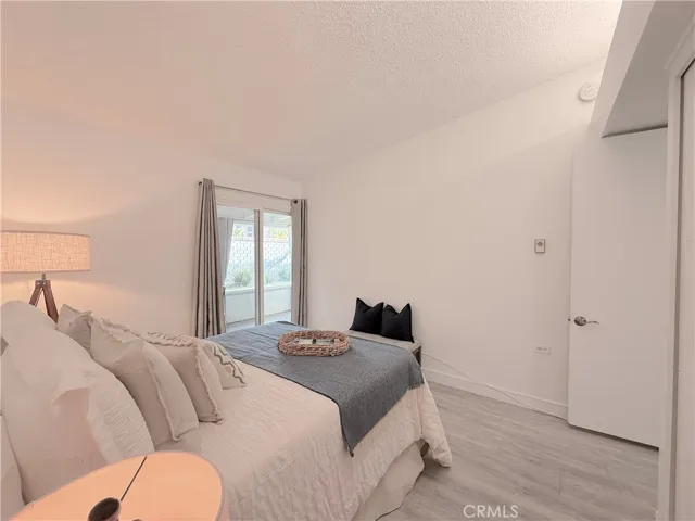 1842 Thunderbird Drive 1d, Seal Beach, California 90740